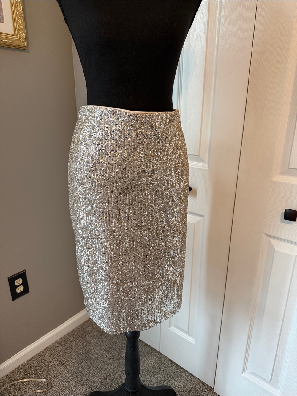 Sequin Pencil Skirt - Silver
